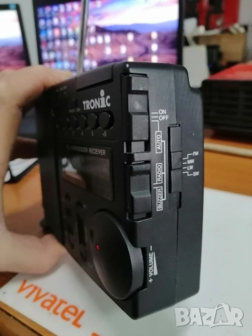 Радиоприемник TRONIC FM/SW/MW/LW , снимка 12 - Радиокасетофони, транзистори - 53730028