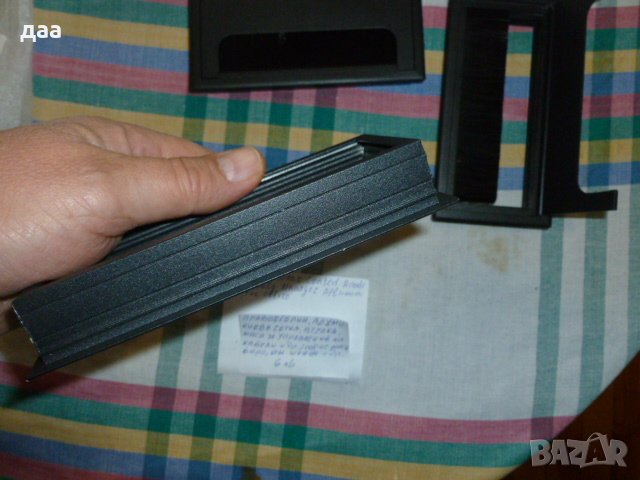 продавам втулка,четка,отвор на маса за управление на кабели, снимка 2 - Други - 39278375