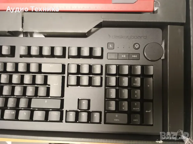 Нереална цена от 100лв. Програмируема геймърска клавиатура Das Keyboard 4Q Smart RGB. Последни 3бр., снимка 11 - Клавиатури и мишки - 49965118
