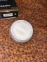 Продавам оригинална разсипна пудра Chanel – Poudre Cristalline (Ultra-Fine Translucent Powder)., снимка 2