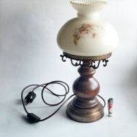 Голяма настолна винтидж лампа, снимка 3 - Антикварни и старинни предмети - 39049346