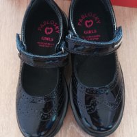 Нови обувки 27 размер, снимка 2 - Детски обувки - 44760639