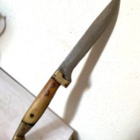 Красив дебел стоманен нож с месинг и куче, снимка 8 - Антикварни и старинни предмети - 44207476