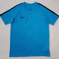 Nike DRI-FIT Strike Tee оригинална тениска ръст 158-170см Найк спорт, снимка 1 - Детски тениски и потници - 41963714