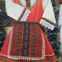 Детска народна носия за момиче, снимка 4 - Детски рокли и поли - 40083728