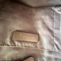 Оригинална чанта Michael Kors, снимка 6 - Чанти - 41122338