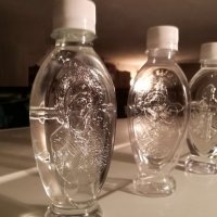шише с светена вода, снимка 3 - Други стоки за дома - 38890092