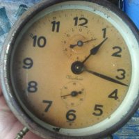 Стар часовник будилник Вюртнер, снимка 5 - Други ценни предмети - 40098397