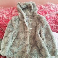 Пухено палтенце, снимка 2 - Детски якета и елеци - 40450152