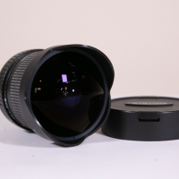 Lens Samyang 8mm f/3.5 Fish-eye CS  EF-S /EOS/  , снимка 2 - Обективи и филтри - 44630326