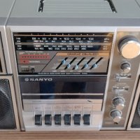 Радио касетофон Sanyo m 9835, снимка 5 - Радиокасетофони, транзистори - 41560040