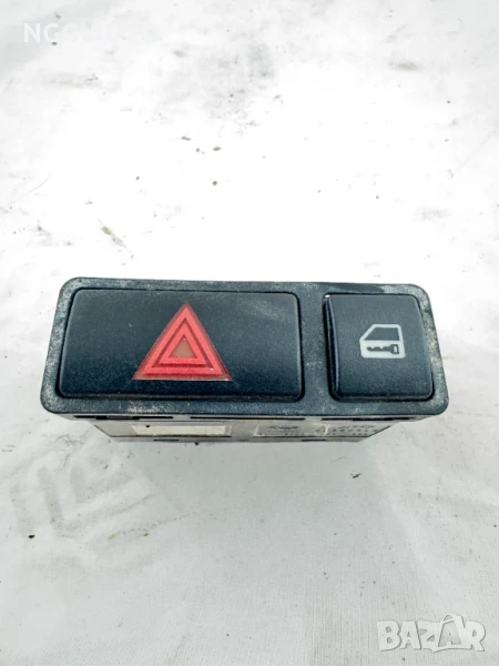 Бутон аварийни светлини BMW - 61.31-8-368-920 / 8368920, снимка 1