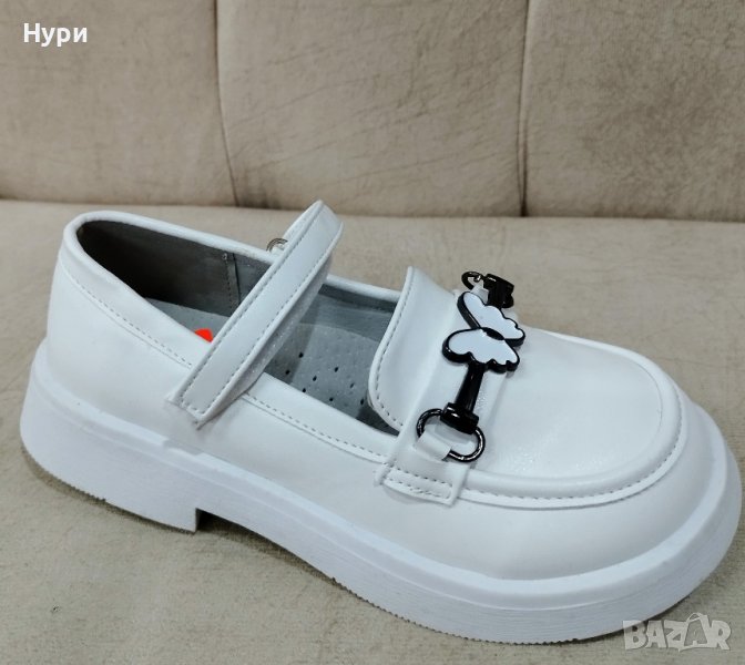 Бели детски мокасини, снимка 1