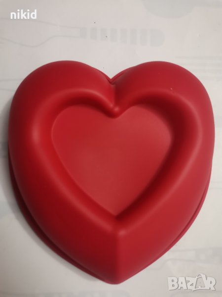 средно сърце с вдлъбнатина силиконов молд форма кекс сладкиш десерт гипс и др, снимка 1