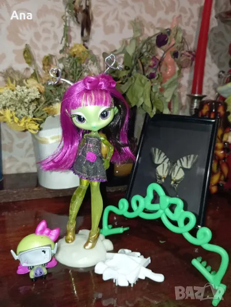 нови старс Novi stars dolls Mae tallic Ali lectric кукли , снимка 1