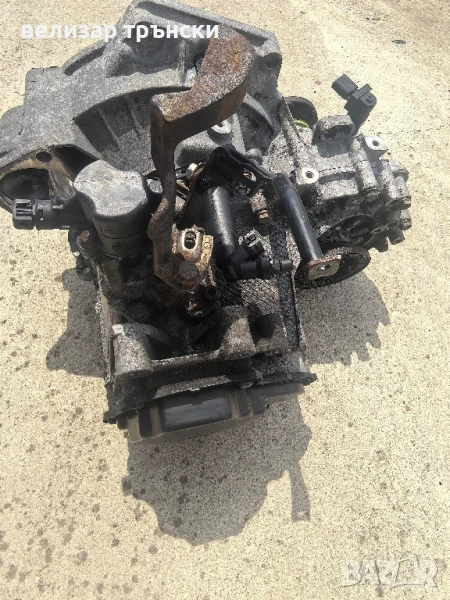 скоростна кутия за голф 4 1.9-110к-, снимка 1