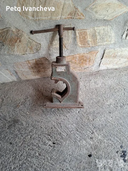 МЕНГЕМЕ , снимка 1