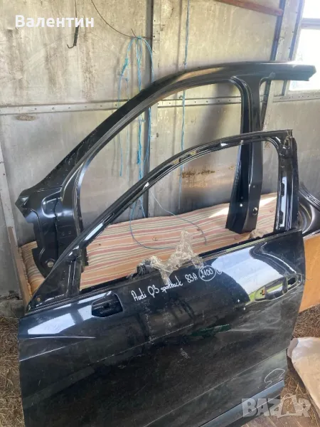 лява страница врата колона audi Q3 sportbake , снимка 1