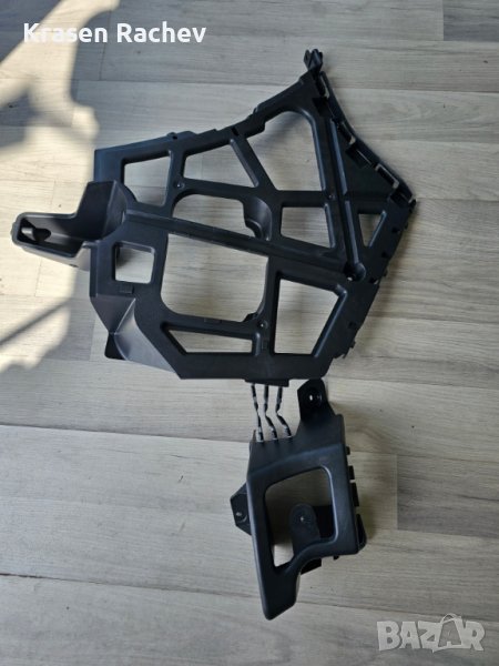 Ляв държач за задна броня Рено Лагуна 3 комби, снимка 1