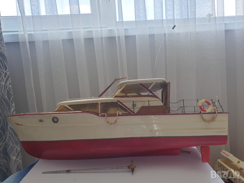 Модел на кораб Constellation 1966 година, снимка 1