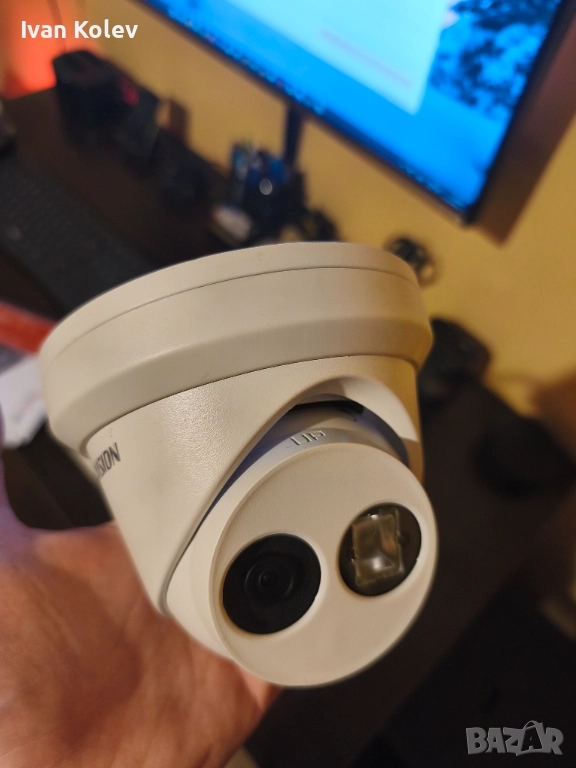 IP камера Hikvision 2CD2345FWD-I 4MPx DarkFighter H.265+ лек коментар, снимка 1