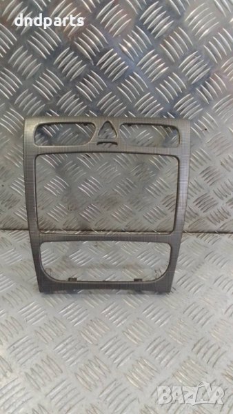 Интериорна конзола Mercedes C-Class W203 2003г.	, снимка 1