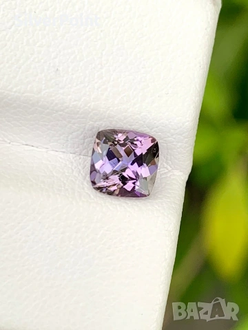 Танзанит с швейцарски сертификат , снимка 3 - Други - 53689241