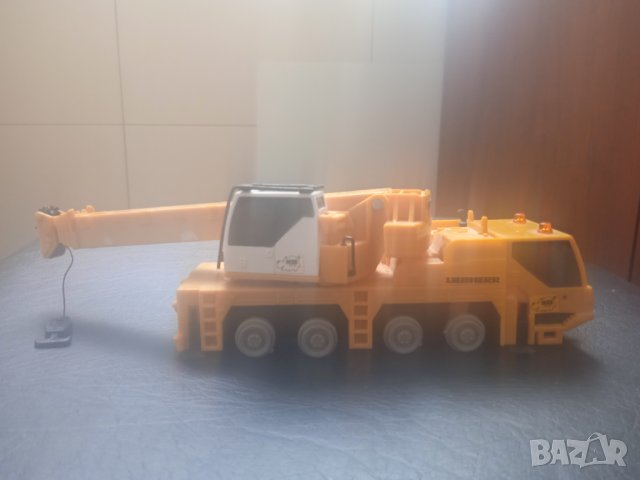 Dickie Toys оригинална играчка Кран, снимка 3 - Коли, камиони, мотори, писти - 42337604