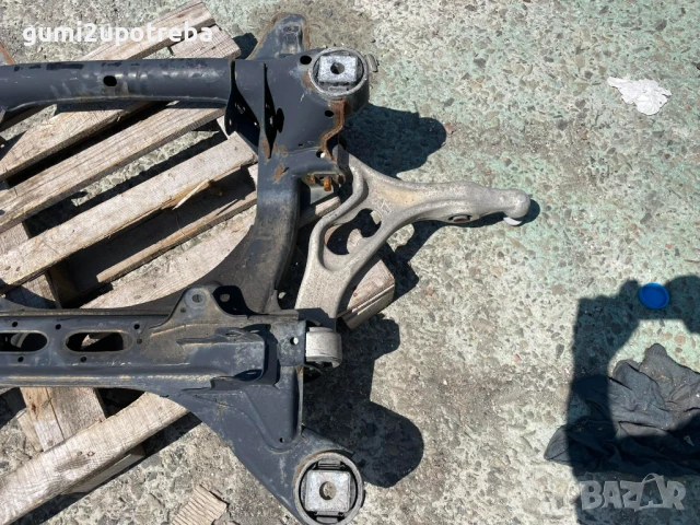 Преден Мост Porsche Cayenne 3.0D 92A/EG22/2012, снимка 2 - Части - 50567942