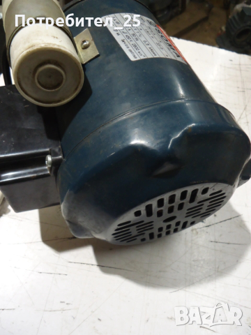 Монофазен ел.мотор 0,5KW - 2900 об/мин., снимка 3 - Електродвигатели - 53422546