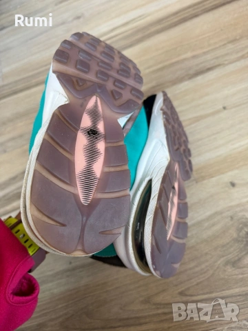 Оригинални маратонки Nike Air Max 95 GS ! 37,5 н, снимка 8 - Маратонки - 53660123