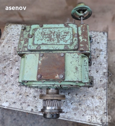 редуктор, снимка 4 - Електродвигатели - 52169927