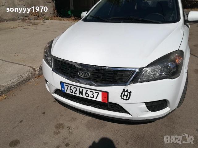 РЕГИСТРИРАНА KIA DIESEL 1.6 CRDI 6-SPEED 1609251454, снимка 2 - Автомобили и джипове - 51733249