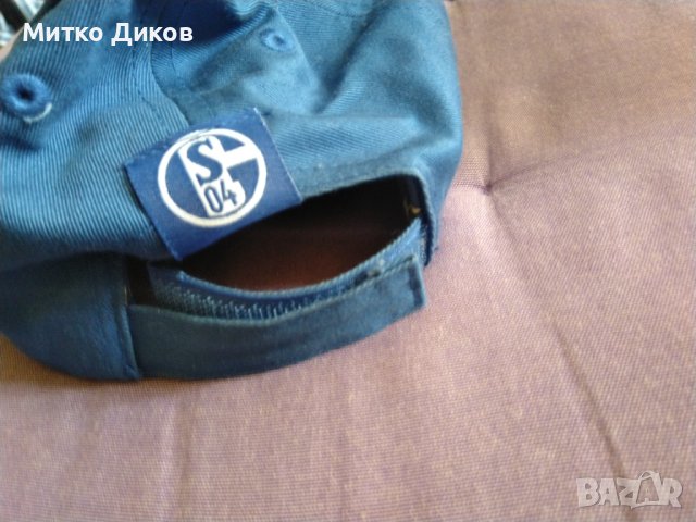 Футболна шапка на Шалке 04 Гелзенкиркен официолин продукт 10-12години, снимка 4 - Футбол - 41773049