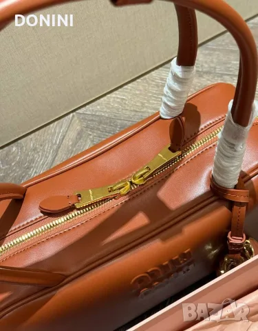 Miu Miu Belair Дамска чанта дамска чанта, кожа, снимка 3 - Чанти - 55930715