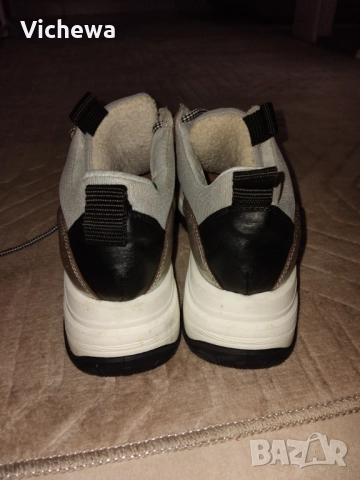 Дамски сникерси, снимка 3 - Дамски ежедневни обувки - 52293422