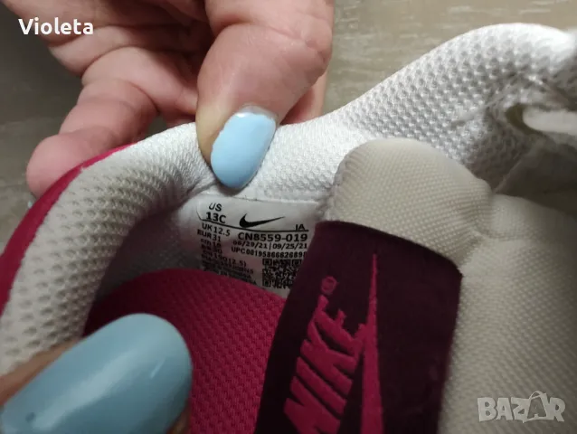 "NIKE" 31 номер, Неразличими от нови, снимка 4 - Детски маратонки - 49697132