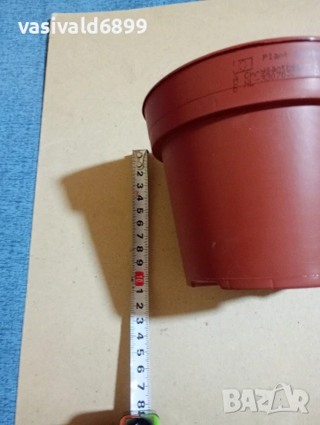 Пластмасова саксия , снимка 7 - Саксии и кашпи - 53450933