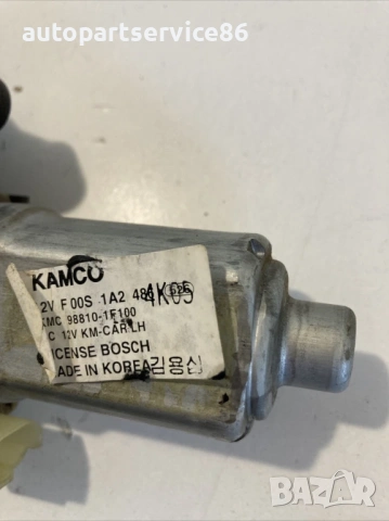 Мотор за стъкло на задна лява врата за KIA Sportage 2.7 Бензин (2007) 98810-1F100, снимка 3 - Части - 53432723