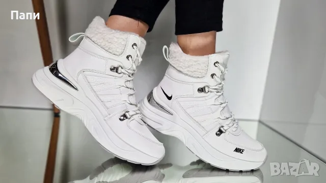 Намаление на дамски зимни боти Nike в бяло