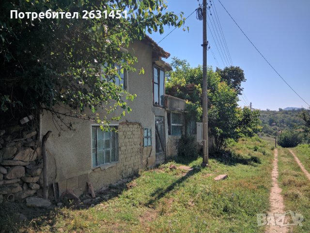 Дворно място в село Янково/област Шумен, снимка 3 - Къщи - 41043647