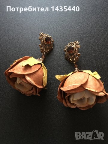 Обеци  от серията “Тайната градина” на дизайнерката Анелия Милчева