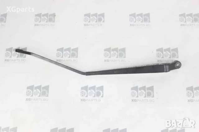 Дясно рамо чистачка за Suzuki Swift (2004-2010)