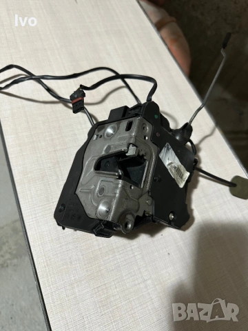 Cls W219 Механизъм за врата, снимка 3 - Части - 53694213