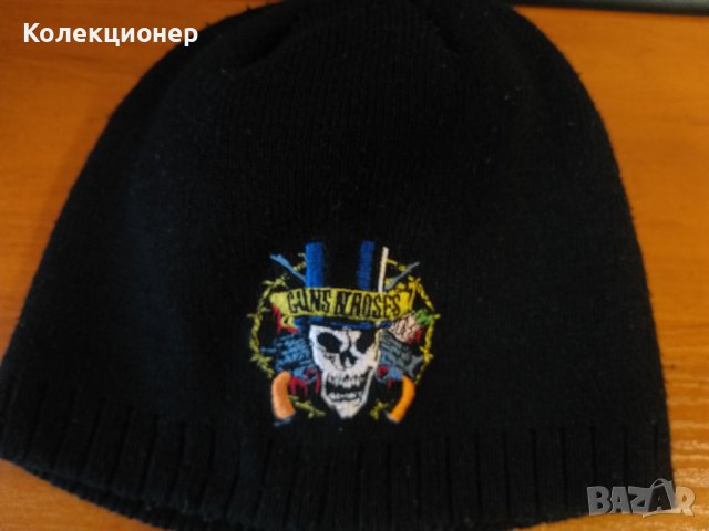 Рок шапка с лого на Guns N' Roses – страхотен аксесоар за фенове