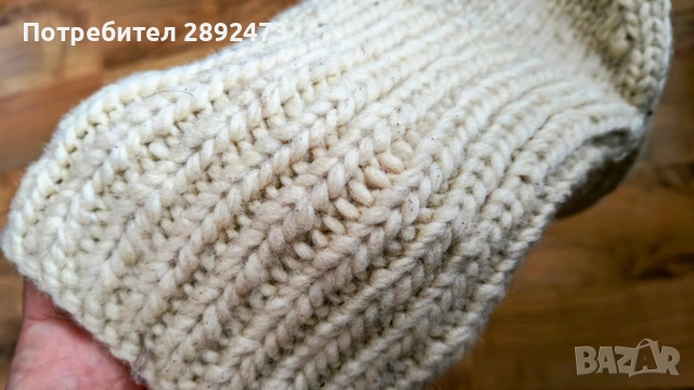 Ръчно плетени вълнени терлици, снимка 2 - Други - 40376954