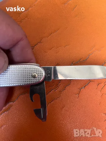 Victorinox Switzerland 2003,алуминиев, снимка 5 - Ножове - 49592518