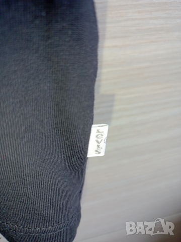 Къс потник  Levi's S, снимка 4 - Потници - 36237182