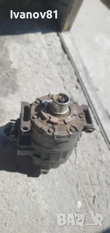 компресор за климатик за ауди а4 б6 7seu16c denso audi a4 b6 ac compressor , снимка 2 - Части - 51283941