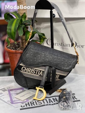 Дамска чанта Christian Dior , снимка 1 - Чанти - 40259629